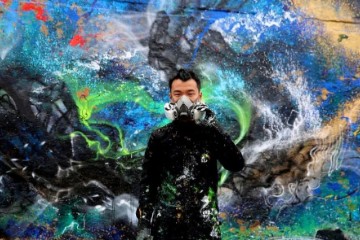 老师眼中的学渣，网友唾弃他，90后用泼墨画让2000万人为他疯狂，征服中外！