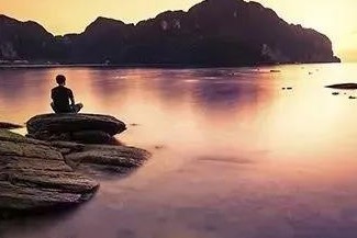 用打坐修出“心”的力量