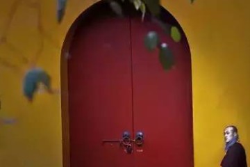 苦，它是成就圣贤的阶段