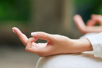 静坐，保养心神最好的方法