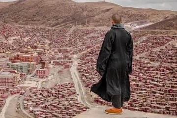 《金刚经》里的这四句话，让多少人开悟！（建议收藏）